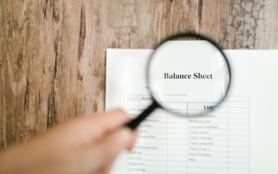 كيف يقرأ المستثمر تقرير تدقيق المستودع